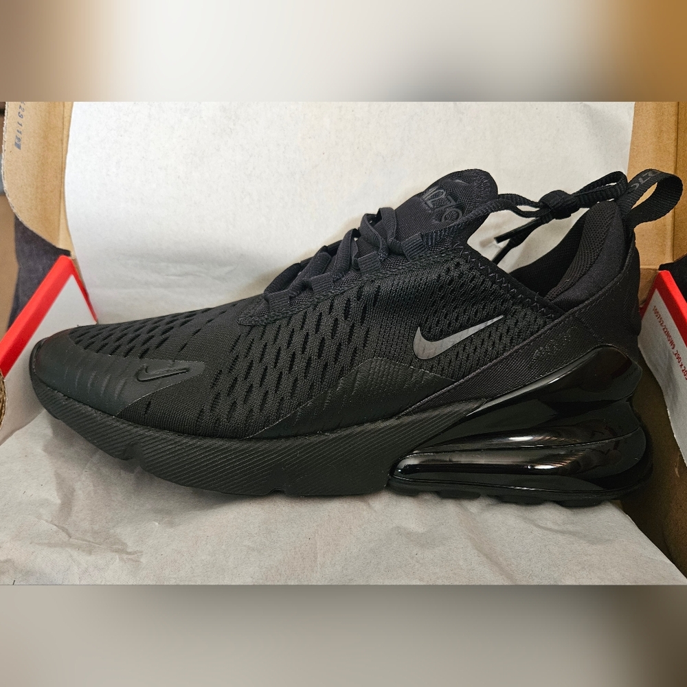 Nike Air Max 270